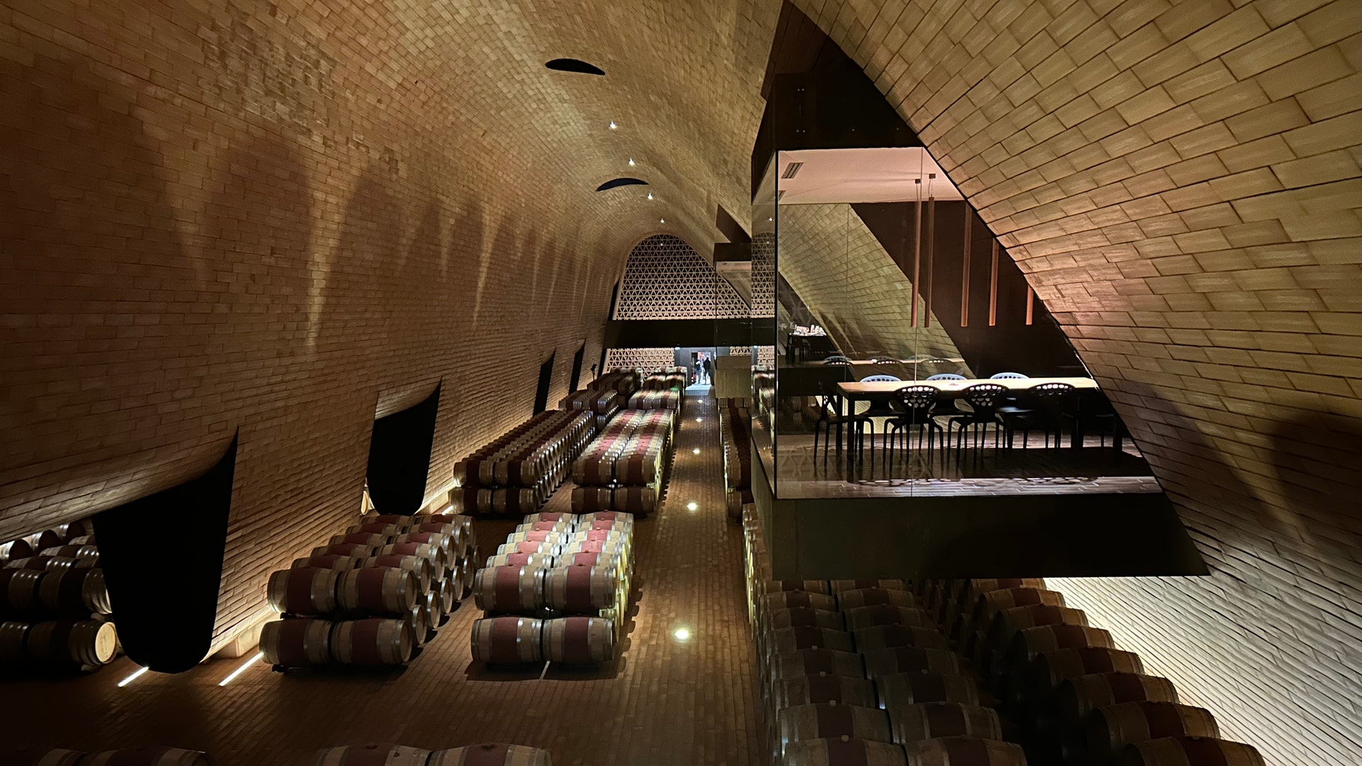 Marchesi Antinori har säkrat övervakningsfilmer från stölden.
