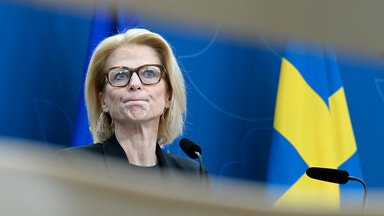 Regeringen sänker BNP-prognosen