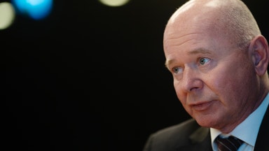 SHB inleder bevakning på Saab – sätter "sälj"