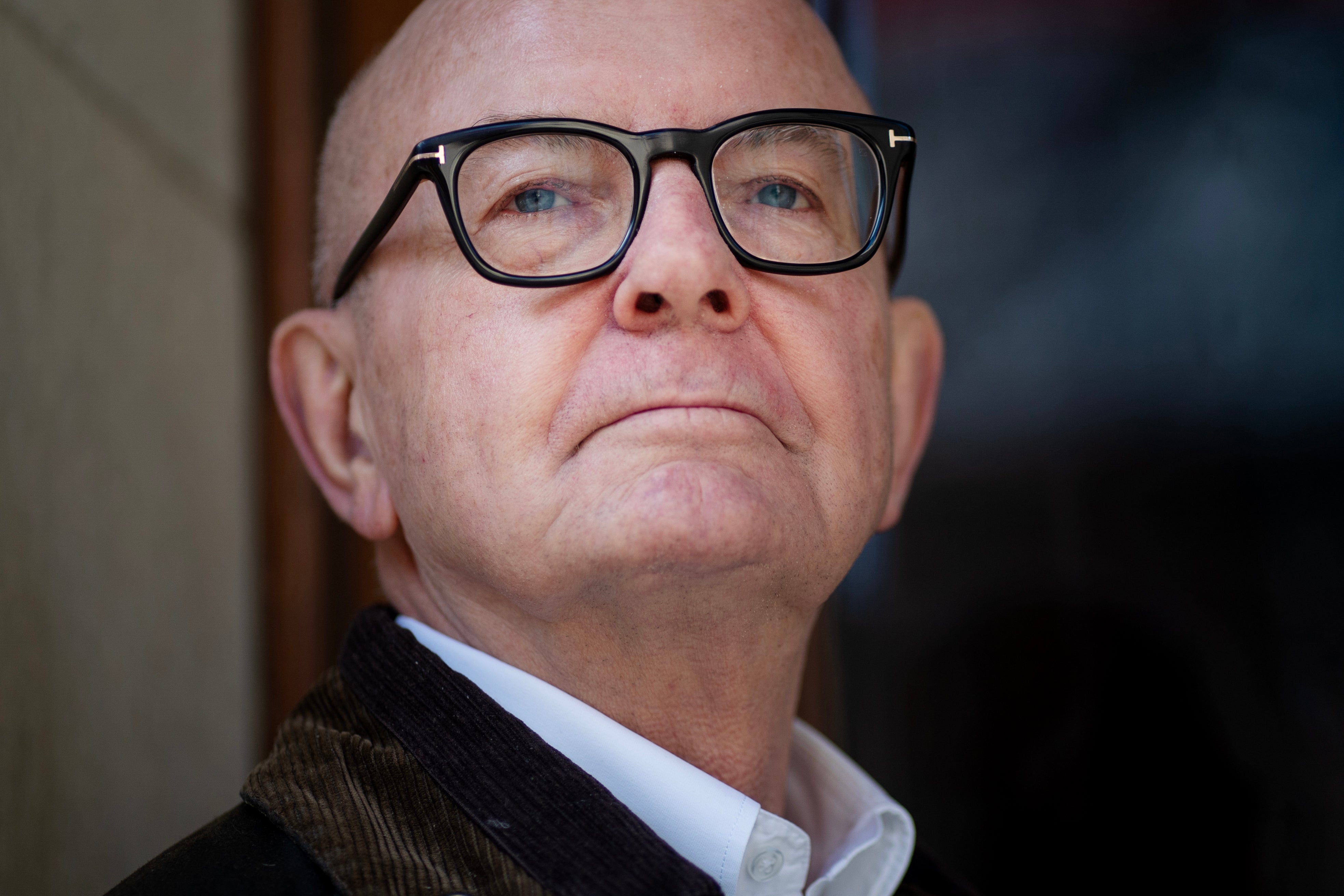 Politiken möter tech i Peter Kadhammars nya roman: ”Miljön är sektlik”