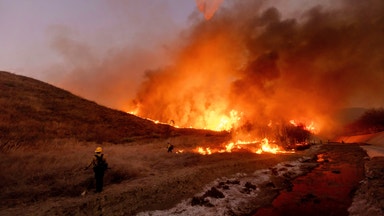 Bränderna fortsätter i Los Angeles – tio personer har dött