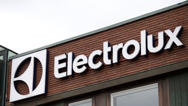 Electrolux ned tvåsiffrigt efter rapporten
