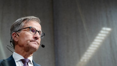 Banken spår inga räntesänkningar under 2025