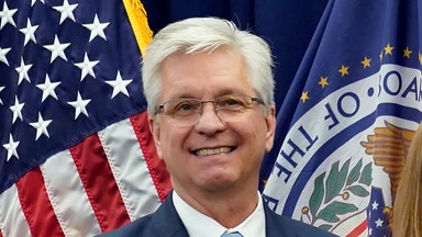 Fed-toppen öppnar för räntesänkning 2025