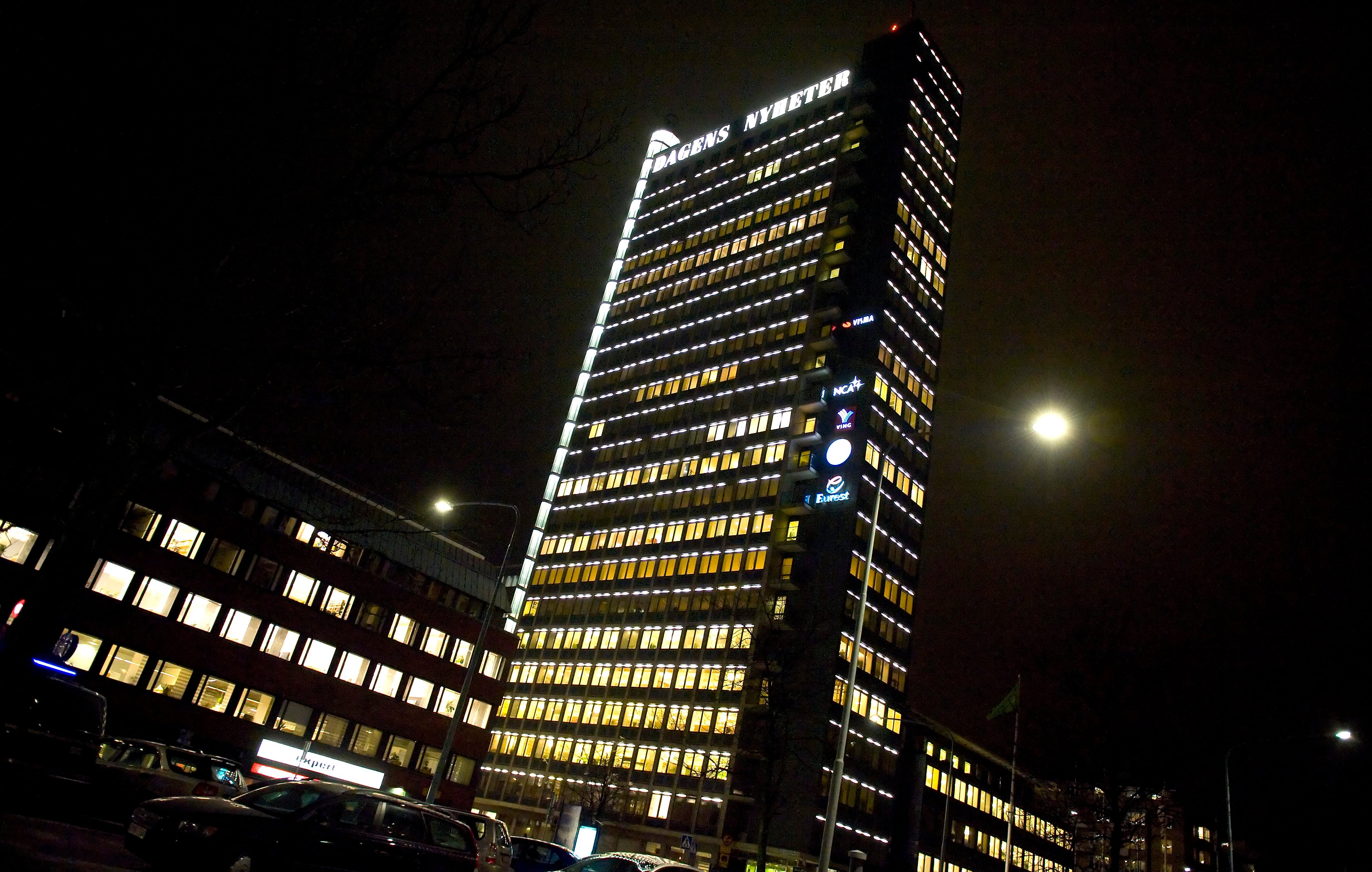 DN-skrapan på natten