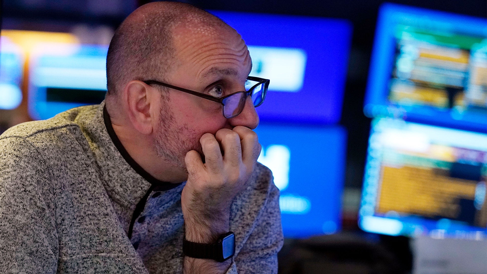 Börsmäklare på handelsgolvet vid New York Stock Exchange.