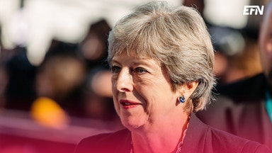 May under press att komma vidare med Brexit