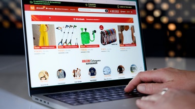 E-handeln minskade i februari