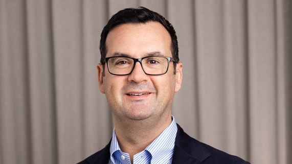 Andreas Morfiadakis, Klarabo