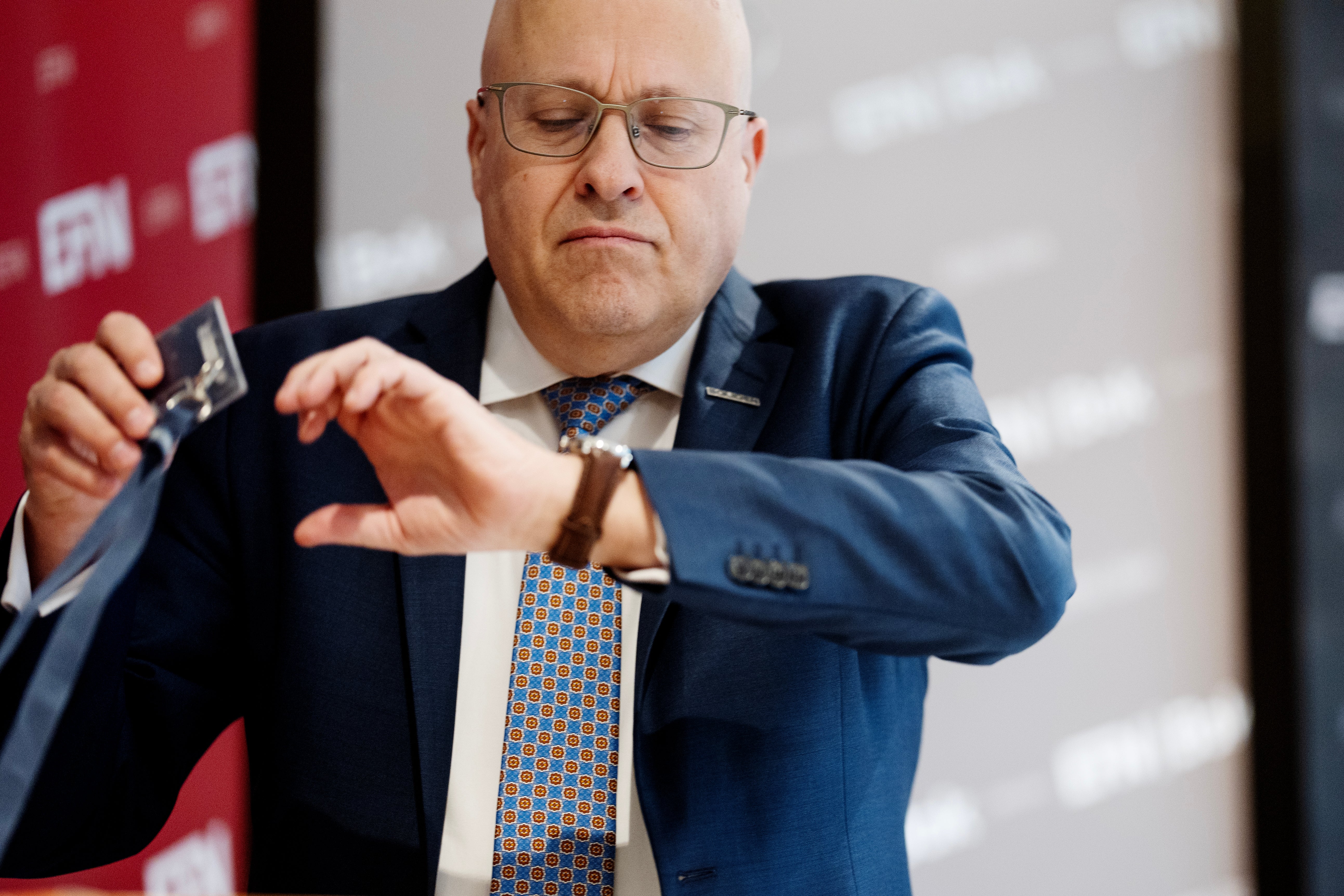Boliden och vd Mikael Staffas tvingas vänta lite längre på ”höghaltsåren”.