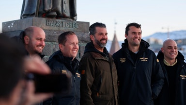 Danmark inleder samtal med Trump om Grönland