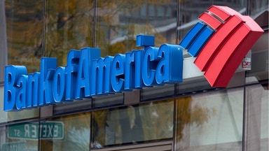 Bank of America ratar svenska storbanker