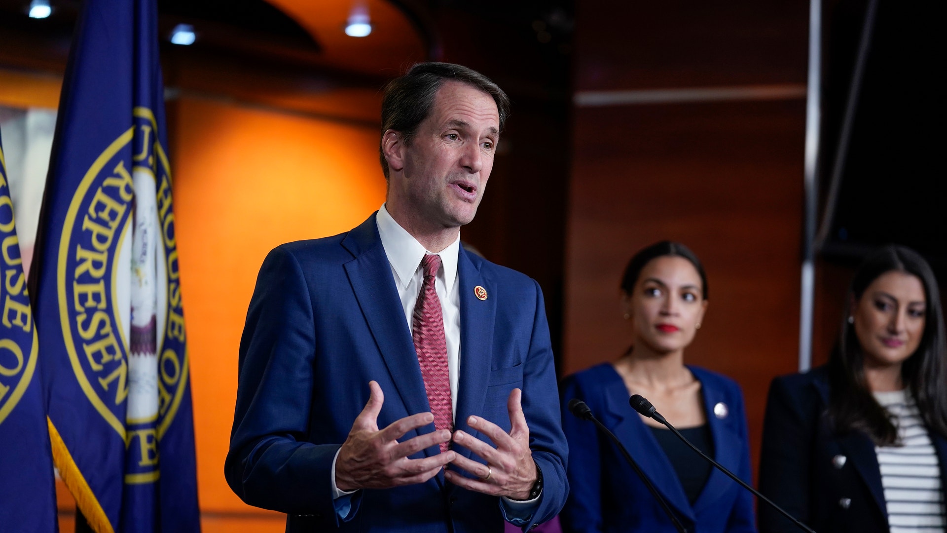 Jim Himes, demokrat i representanthuset