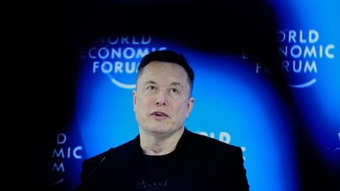 Blankarna flockas till Space X