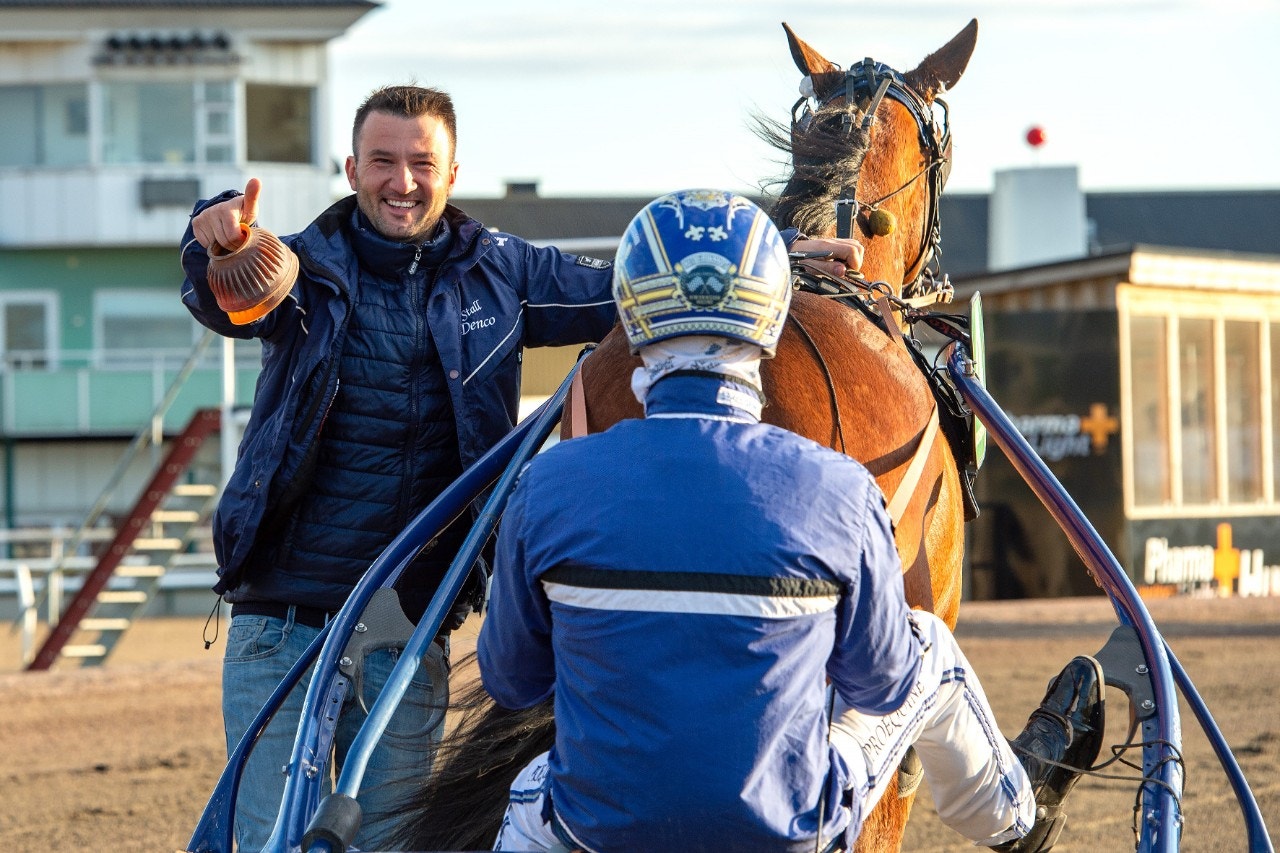 Jägersro: Usain Töll glänste från ledningen