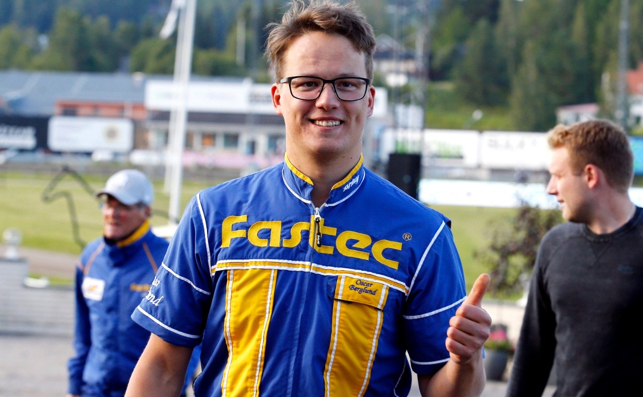 Oscar Berglund tar ut mycket spännande Charlie Mearas i comeback. Foto: Hanold, ALN