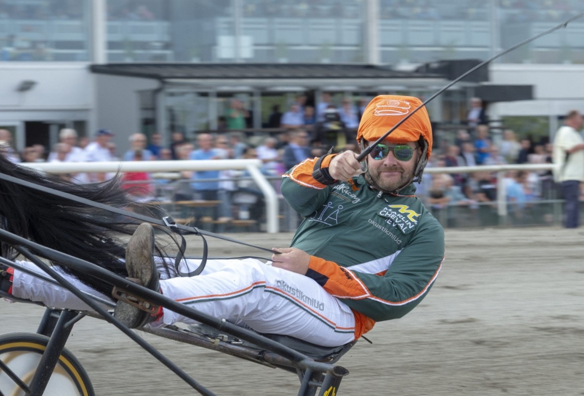 Eskilstuna 17 augusti: Mycket Örjan - och så ett listigt spel