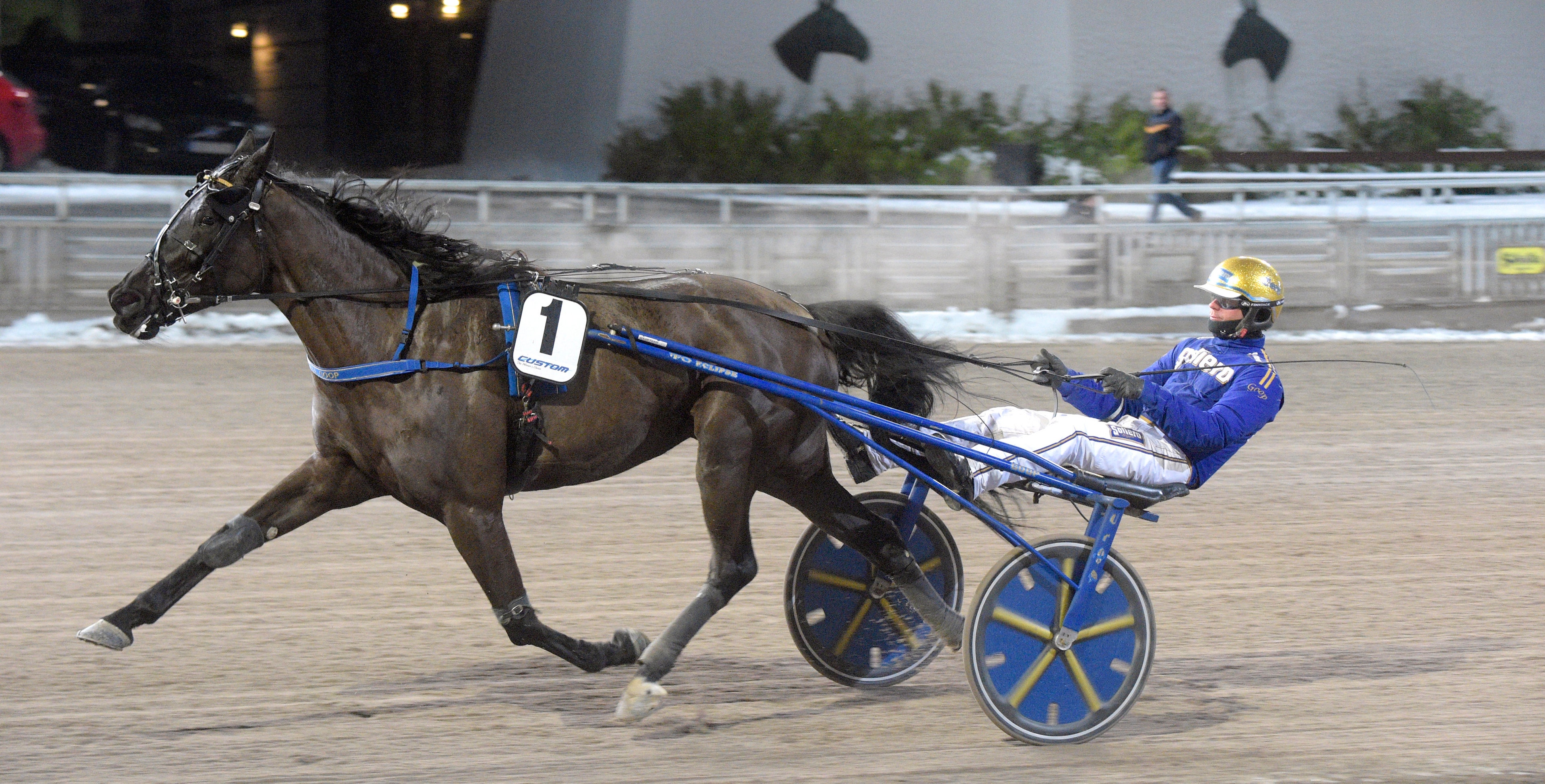 Toppstoet jagar rosa biljett i Finland 