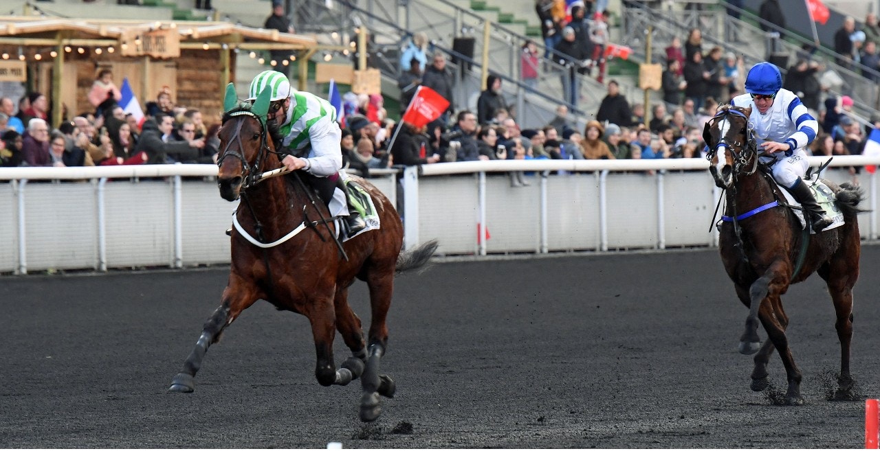 Bilibili på väg mot segern i förra årets Prix de Cornulier. Foto: Gerard Forni, Scoop Dyga