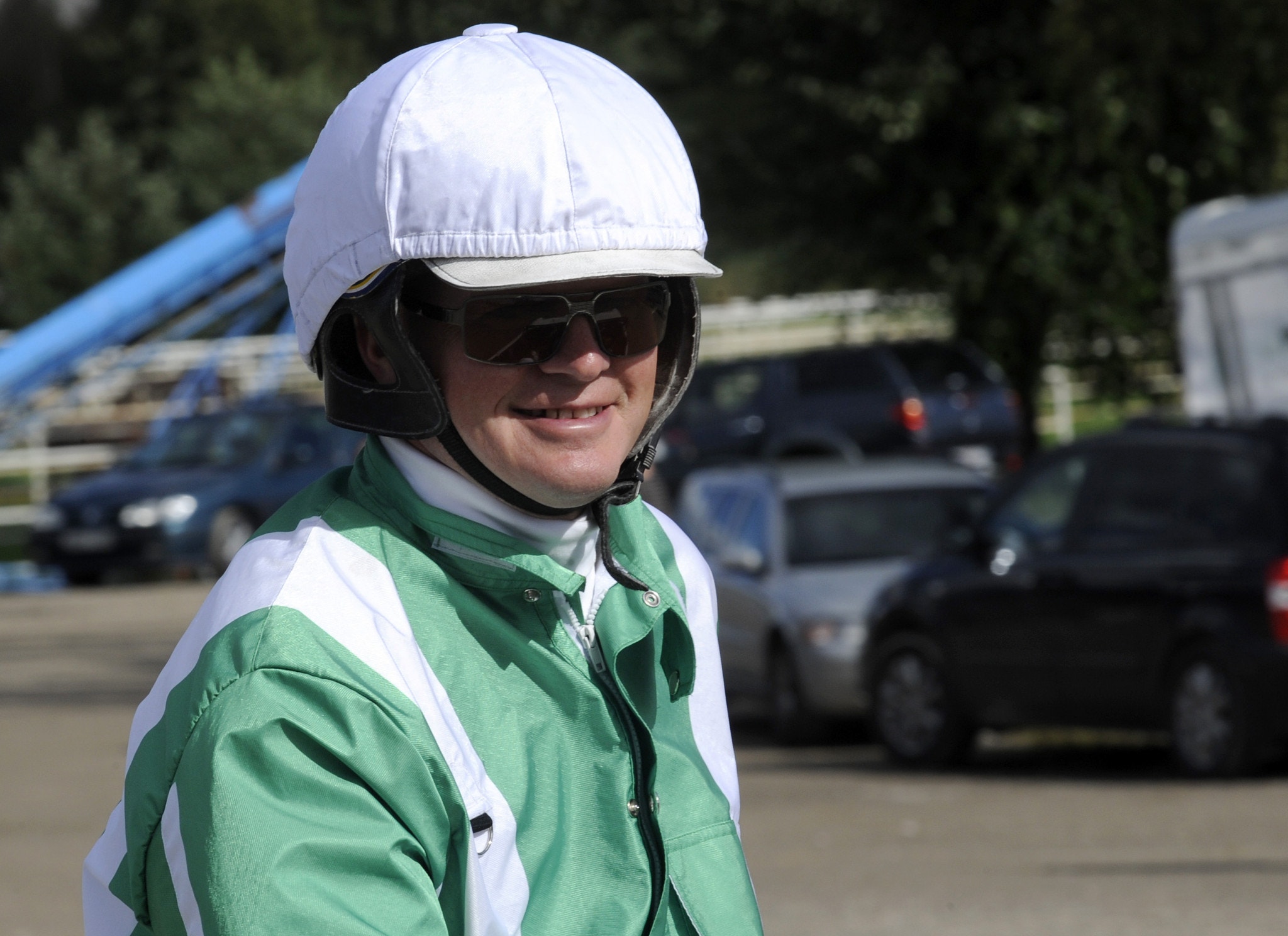 Earl Simon borta från Prix Ténor de Baune