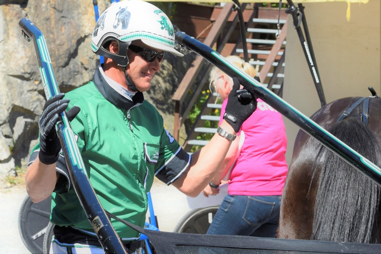 Six Pack gör årsdebut - stöter på Atlanta direkt