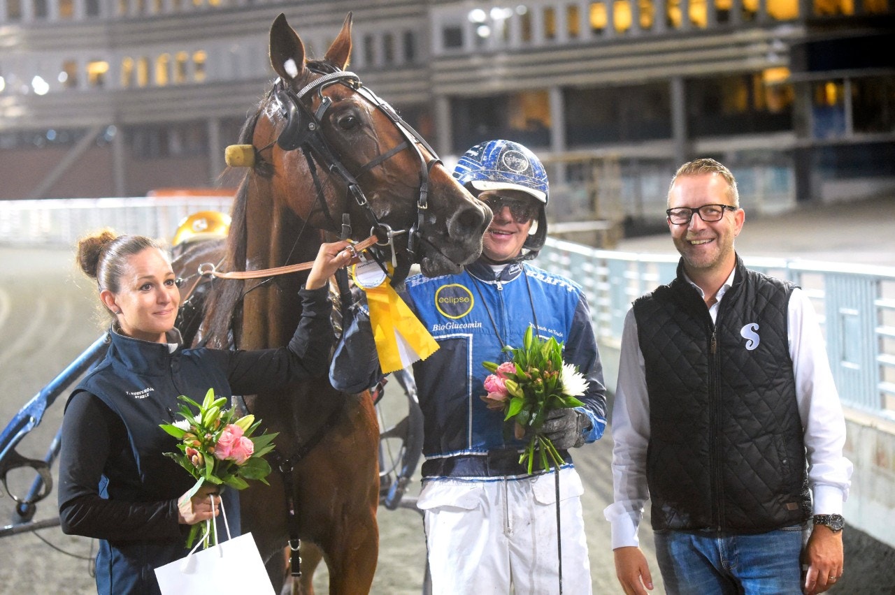 Gävle 23 april: Tumme upp och tumme ned från Mika Forss