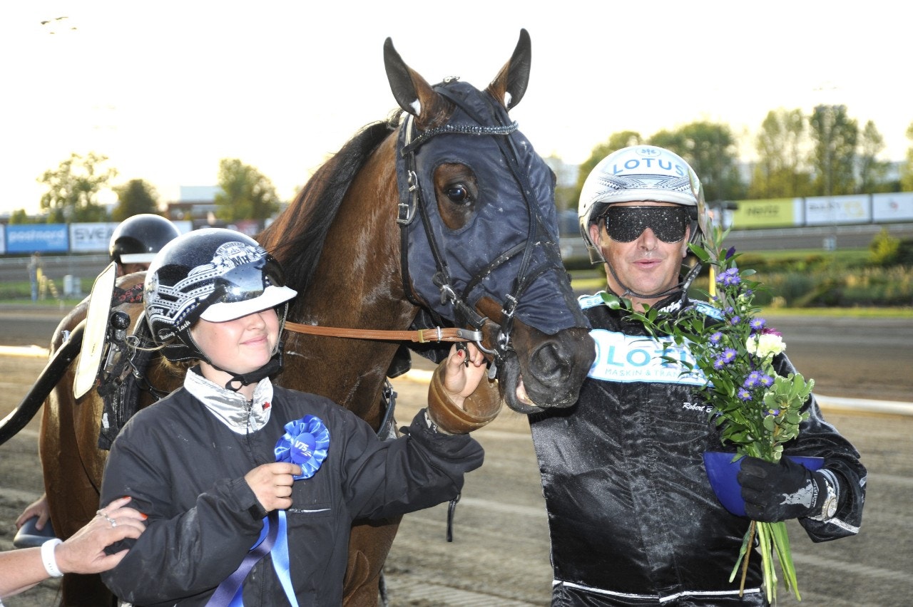 Spickleback Face fick fira på Dannero