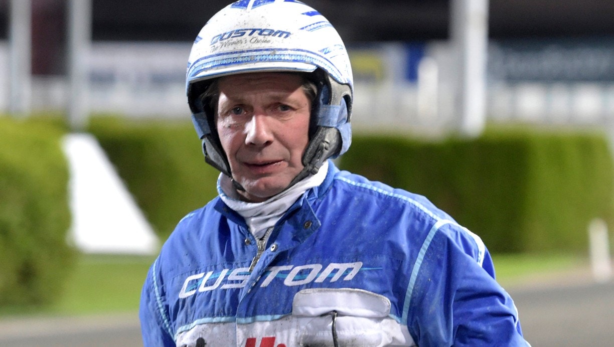 Jorma Kontio kuskar i det finska Derbyt i helgen. Foto: ALN