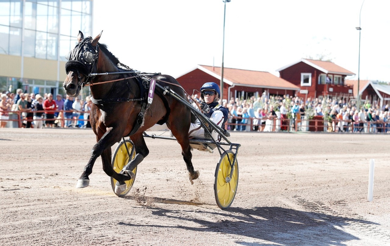 Milligan's School lämnade motståndet med bokstavligen halva upploppet. Foto: Micke Gustafsson, ALN