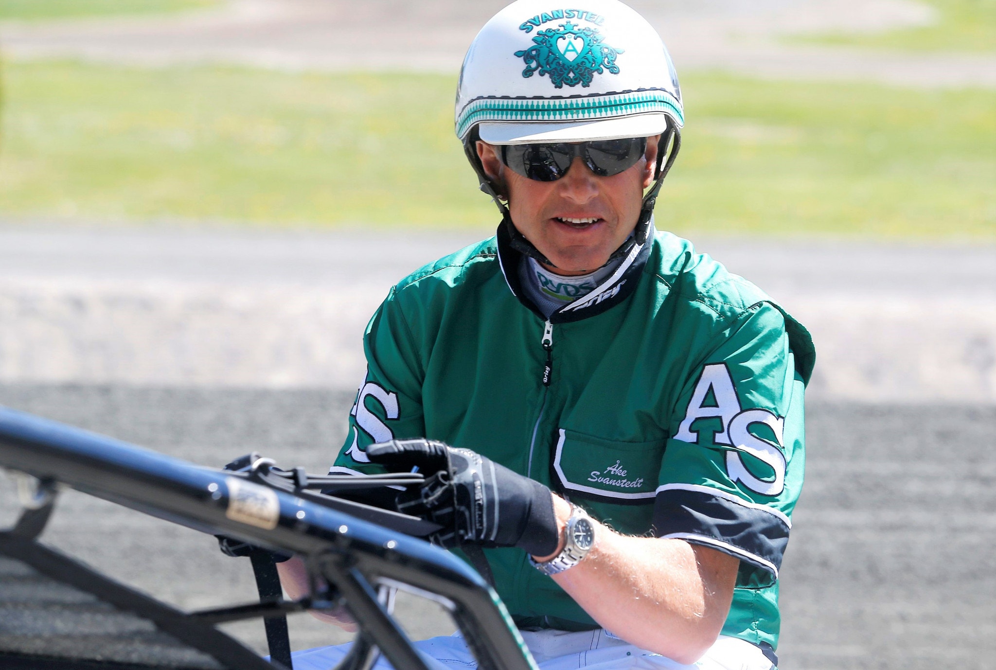 Åke Svanstedt lotsade in Plunge Blue Chip till segern i Miss Versatility. Foto: ALN