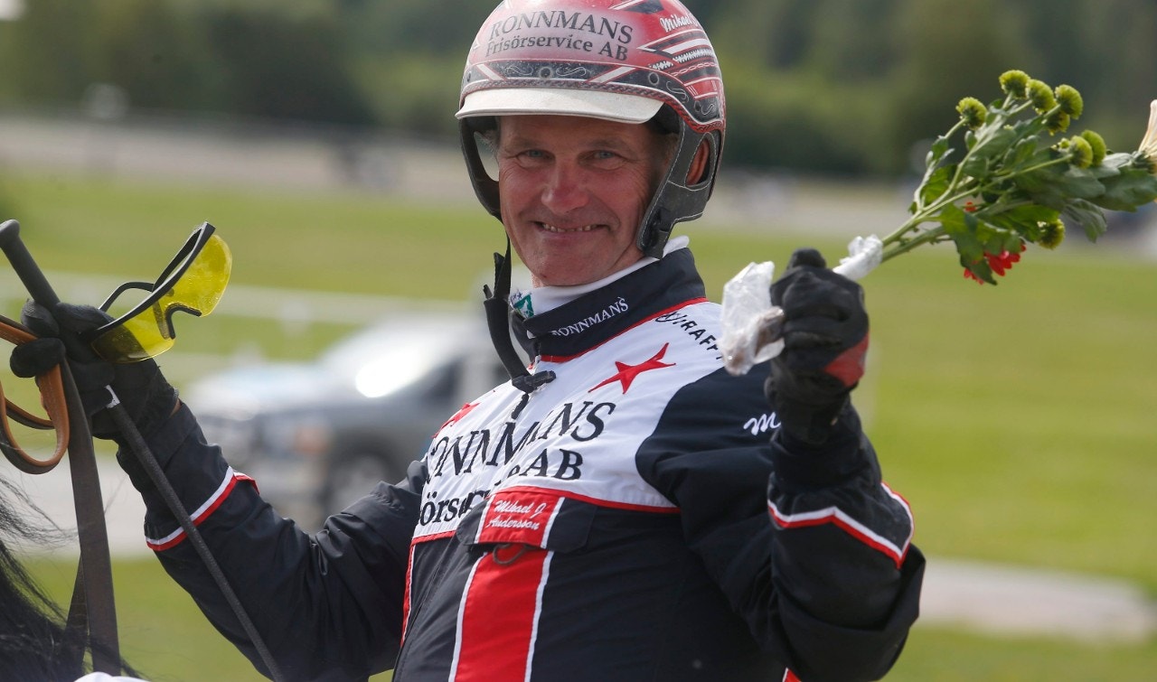 Mantorp 13 januari: Trivs på Mantorp - men icke Micke ikväll väl...