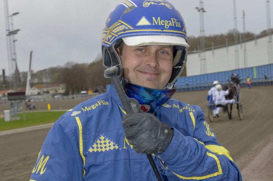 Kristian Malmin kommer från Norge till Romme - med en vinnare. Foto: Tommy Andersson, AN