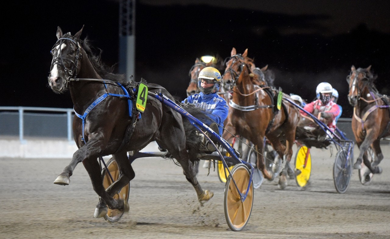 Short in Cash tillbaka - överlägsen seger i Eskilstuna