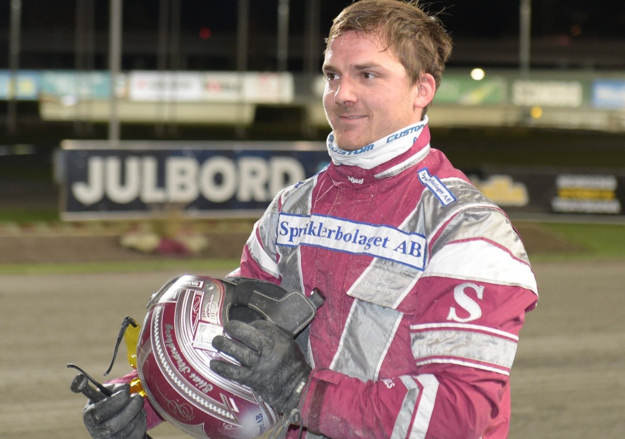 Gävle 18 augusti: Ledningen - ingen dum position i trav