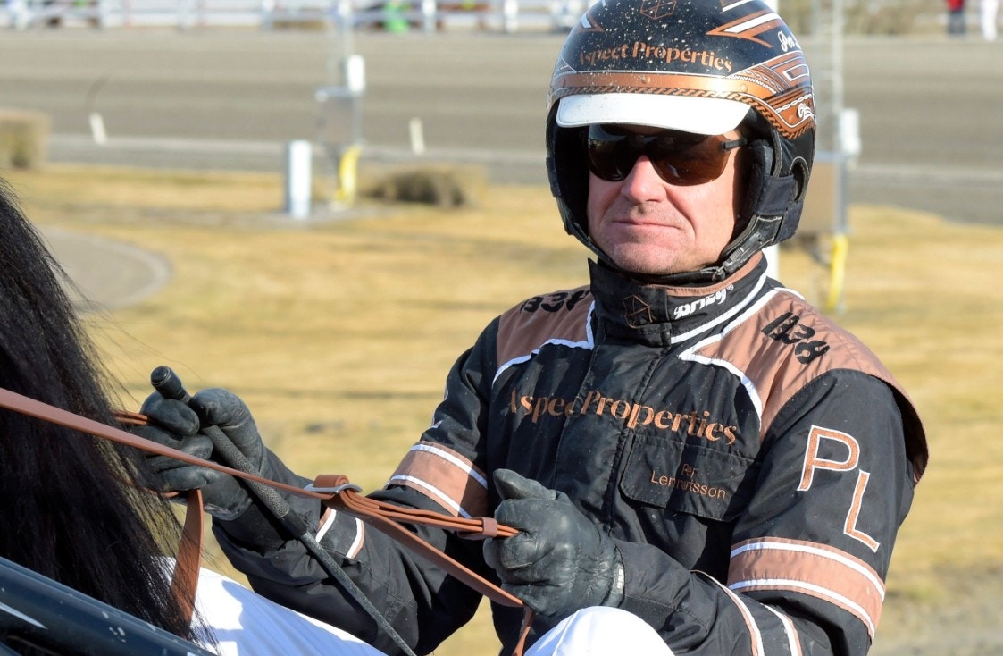 Per Lennartsson i olycka - tvingas till operation