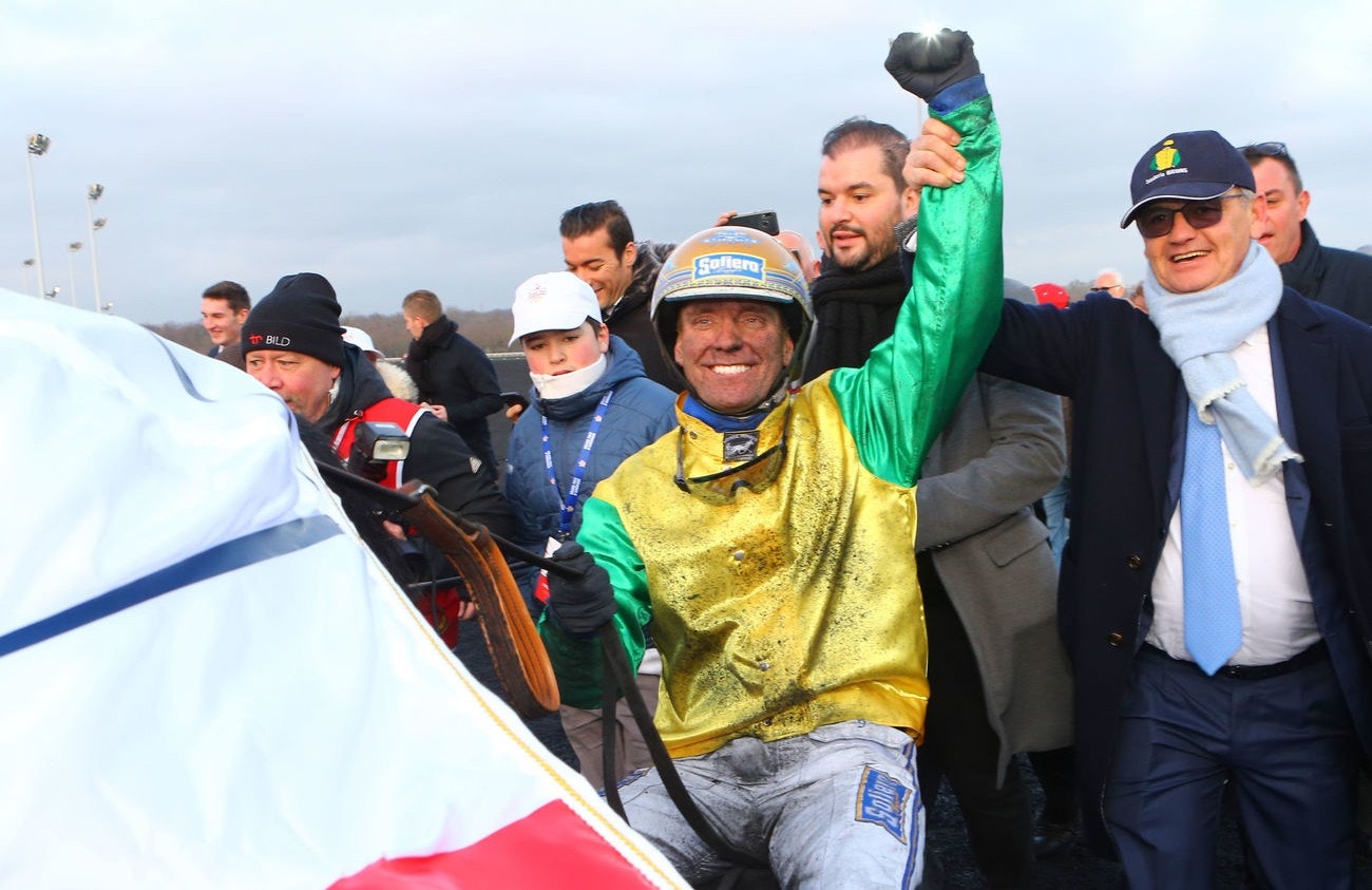 Björn Goop i fokus efter Prix d'Amérique. Foto: Jean-Philippe Martini, Scoop Dyga/Bildbyrån